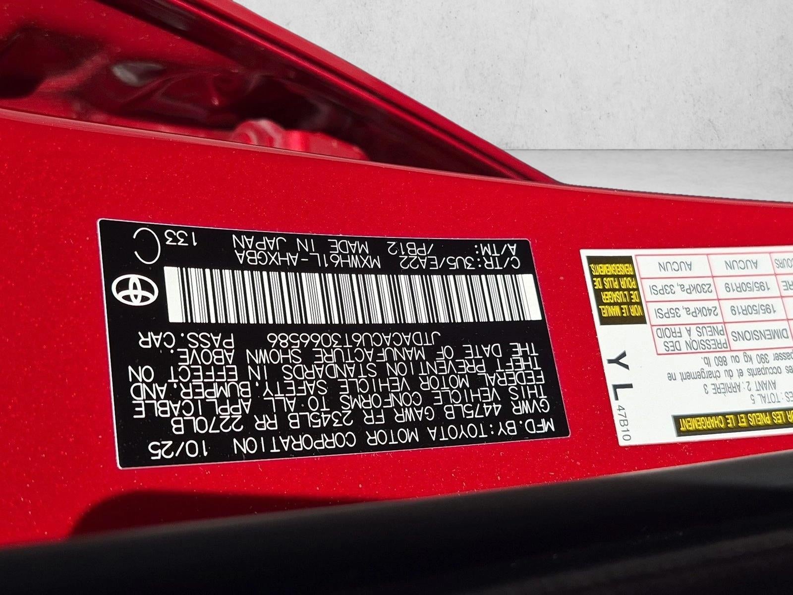 2026 Toyota Prius Plug-In Hybrid XSE (Natl)