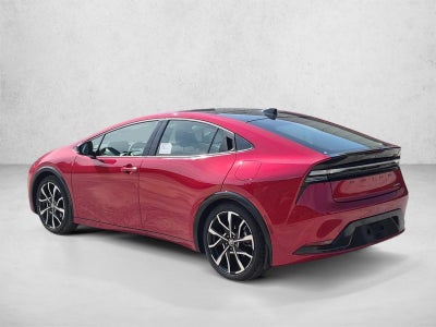 2026 Toyota Prius Plug-In Hybrid XSE (Natl)