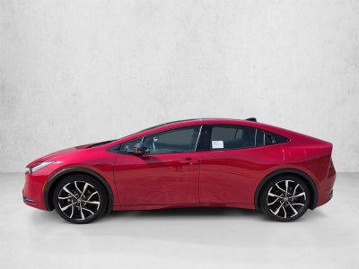 2026 Toyota Prius Plug-In Hybrid XSE (Natl)