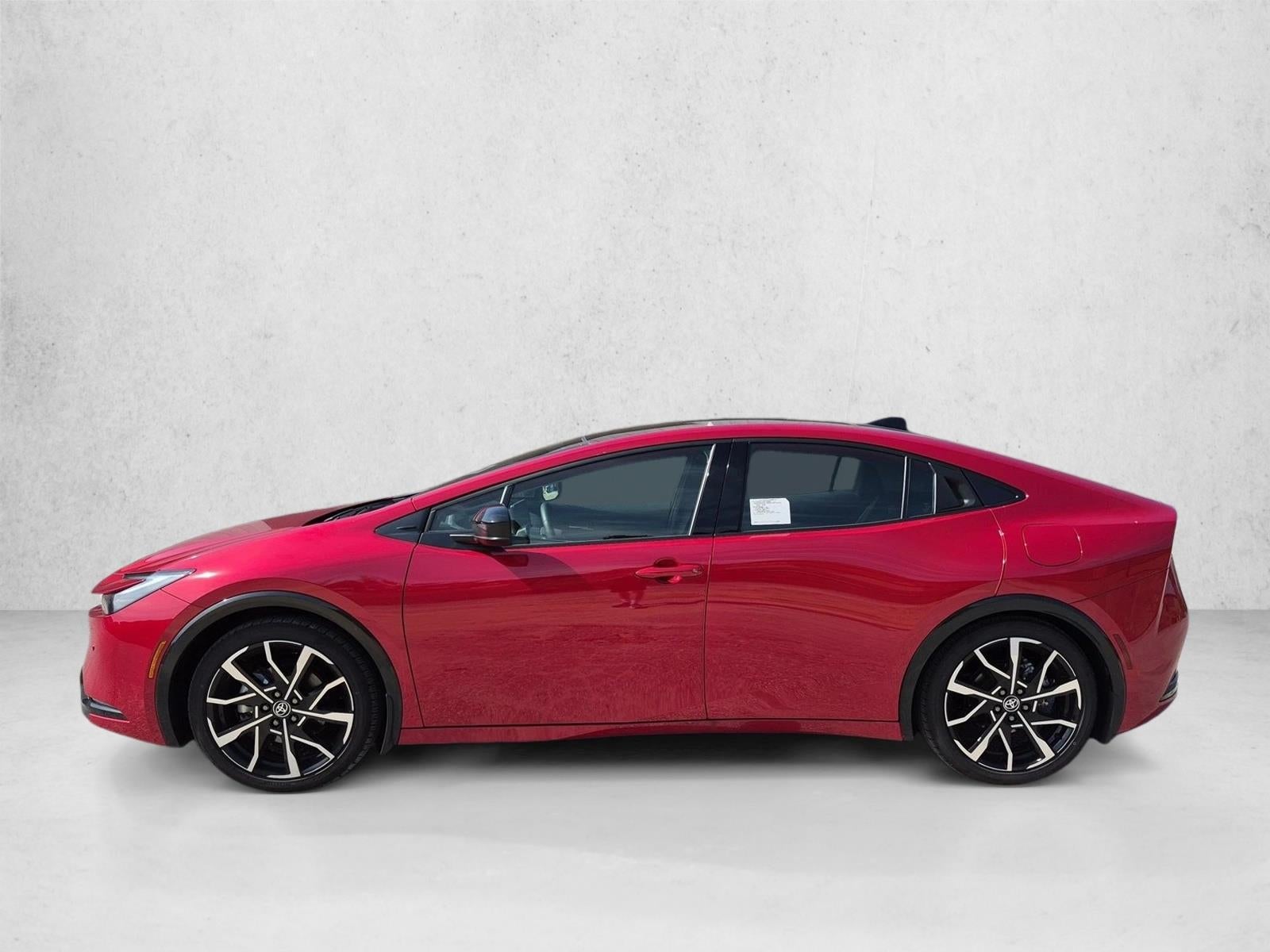 2026 Toyota Prius Plug-In Hybrid XSE (Natl)