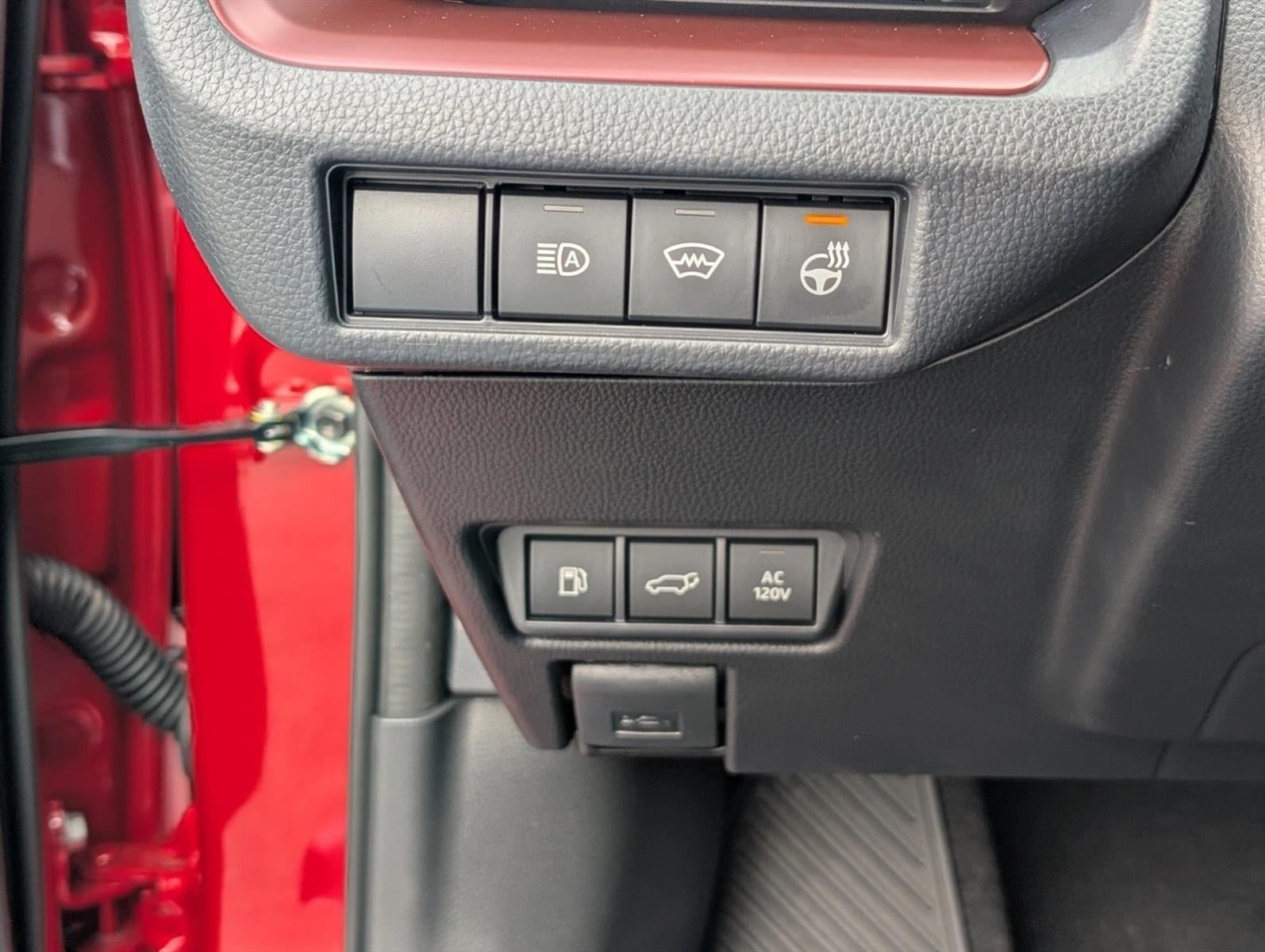 2026 Toyota Prius Plug-In Hybrid XSE Premium (Natl)