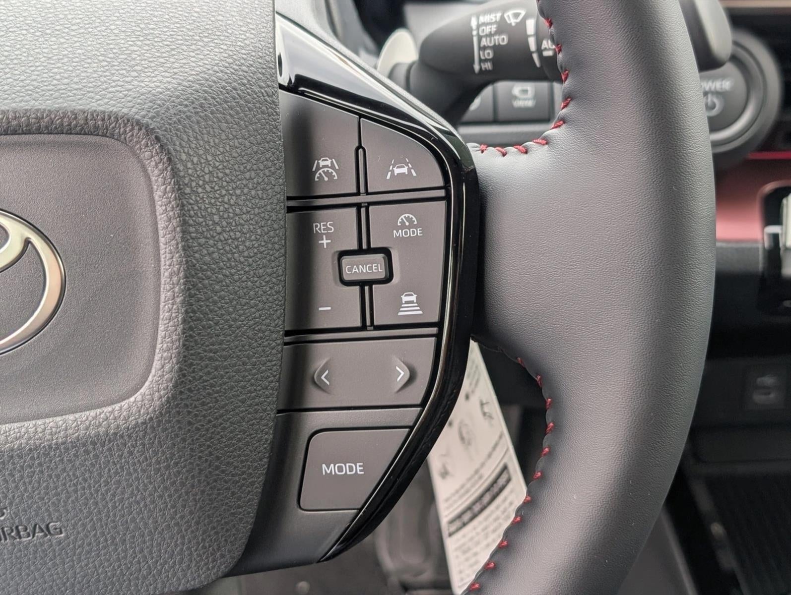 2026 Toyota Prius Plug-In Hybrid XSE Premium (Natl)