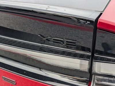 2026 Toyota Prius Plug-In Hybrid XSE Premium (Natl)