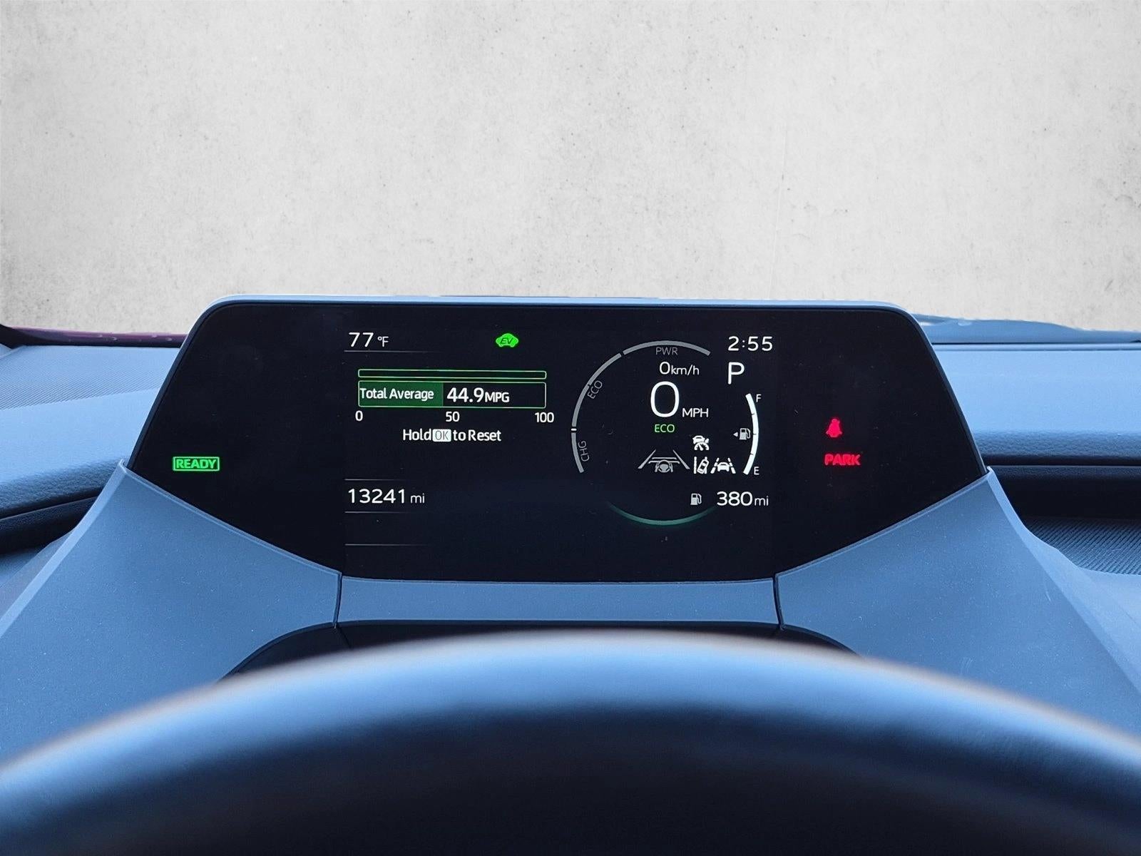 2025 Toyota Prius XLE AWD (Natl)