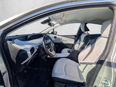 2016 Toyota Prius 5dr HB Three Touring (Natl)