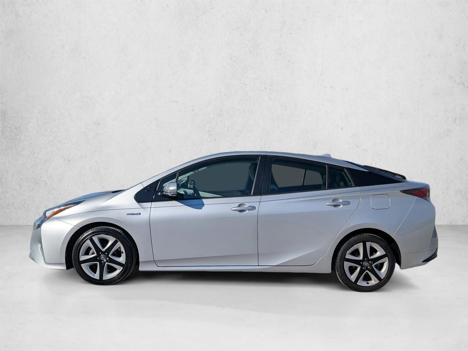 2016 Toyota Prius 5dr HB Three Touring (Natl)