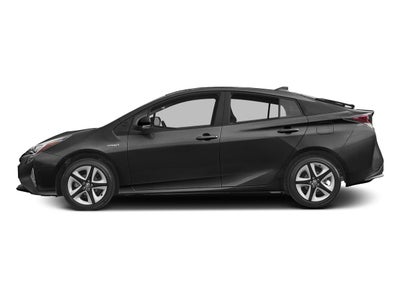 2017 Toyota Prius Three Touring (Natl)