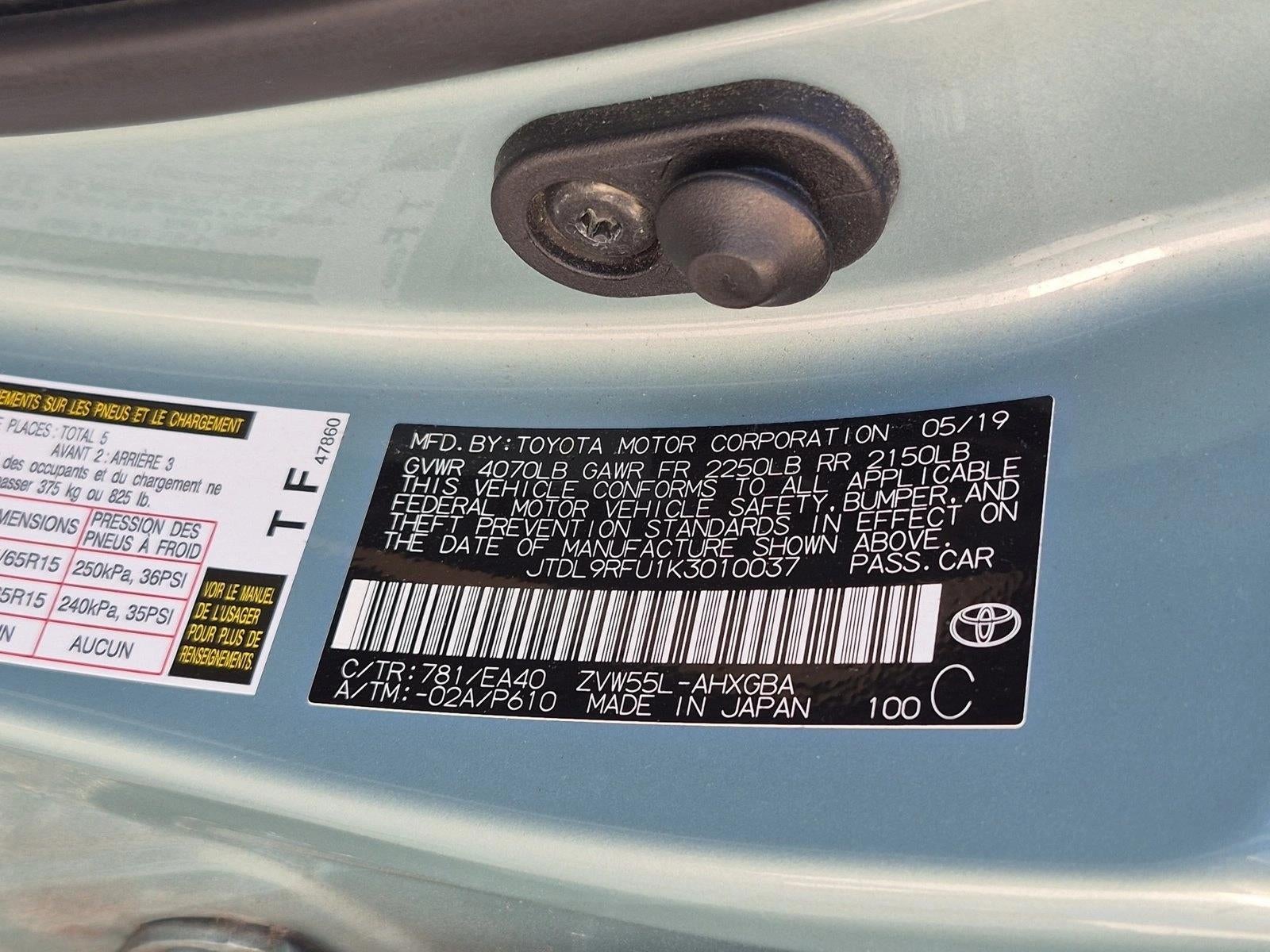 2019 Toyota Prius XLE AWD-e (Natl)