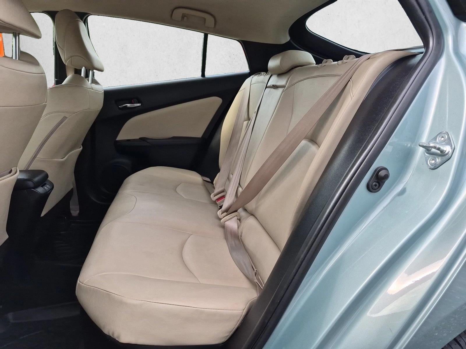 2019 Toyota Prius XLE AWD-e (Natl)