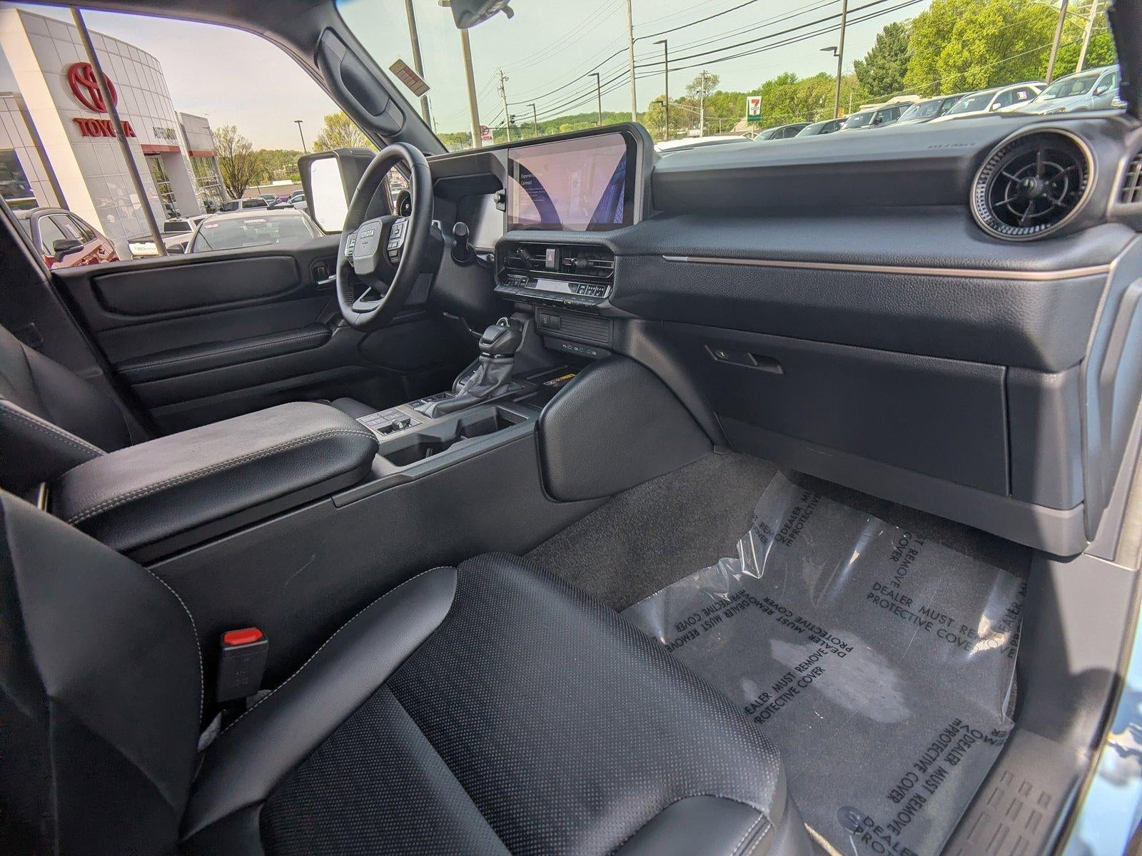 2025 Toyota Land Cruiser 4WD (Natl)