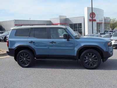 2025 Toyota Land Cruiser 4WD (Natl)