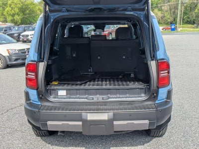 2025 Toyota Land Cruiser 4WD (Natl)