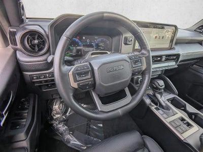 2025 Toyota Land Cruiser 4WD (GS)