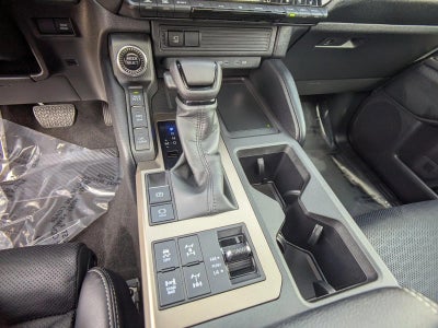 2025 Toyota Land Cruiser 4WD (GS)