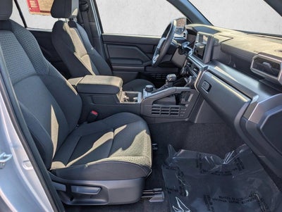 2025 Toyota 4Runner SR5 4WD (Natl)