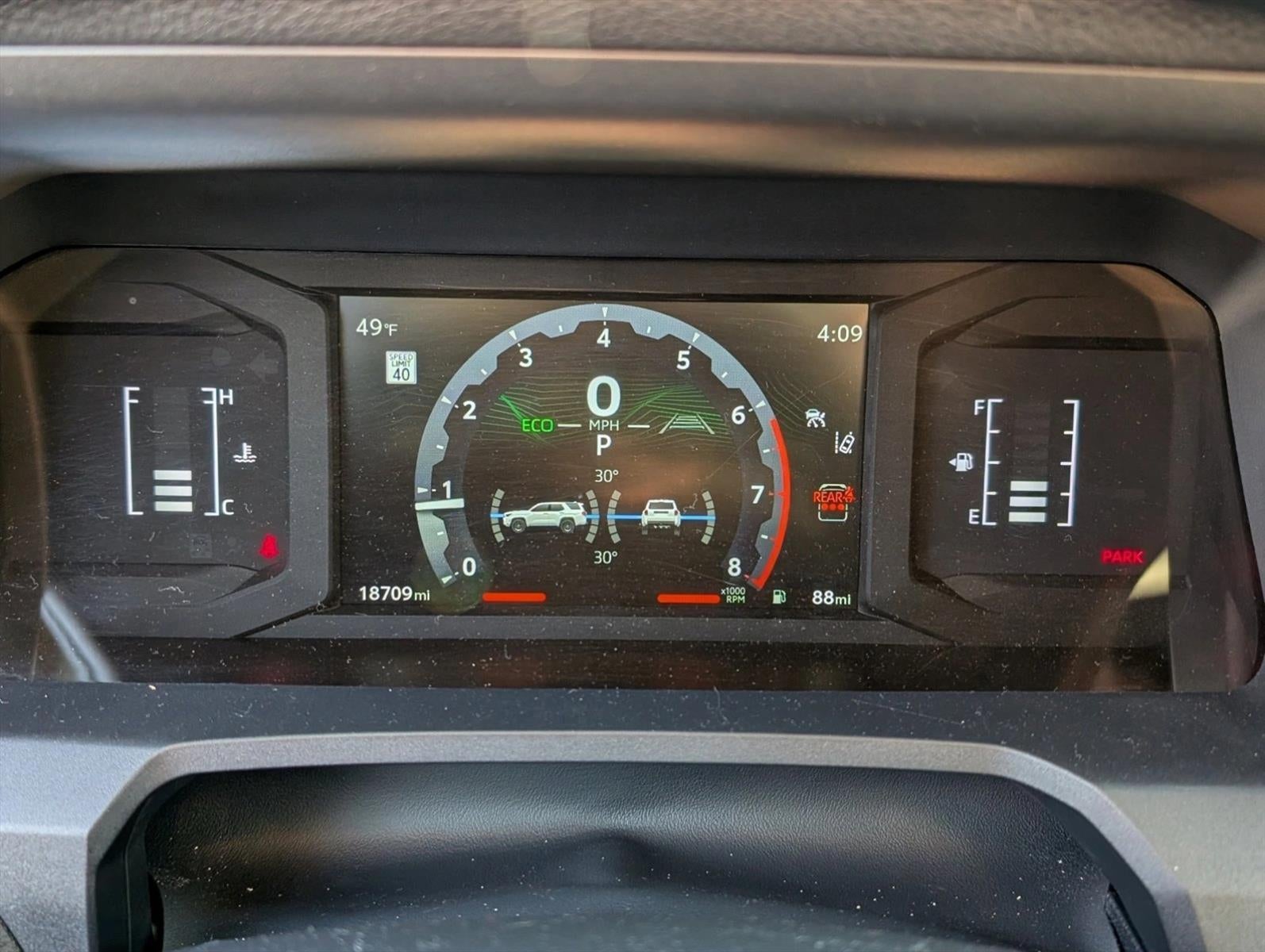 2025 Toyota 4Runner SR5 4WD (GS)