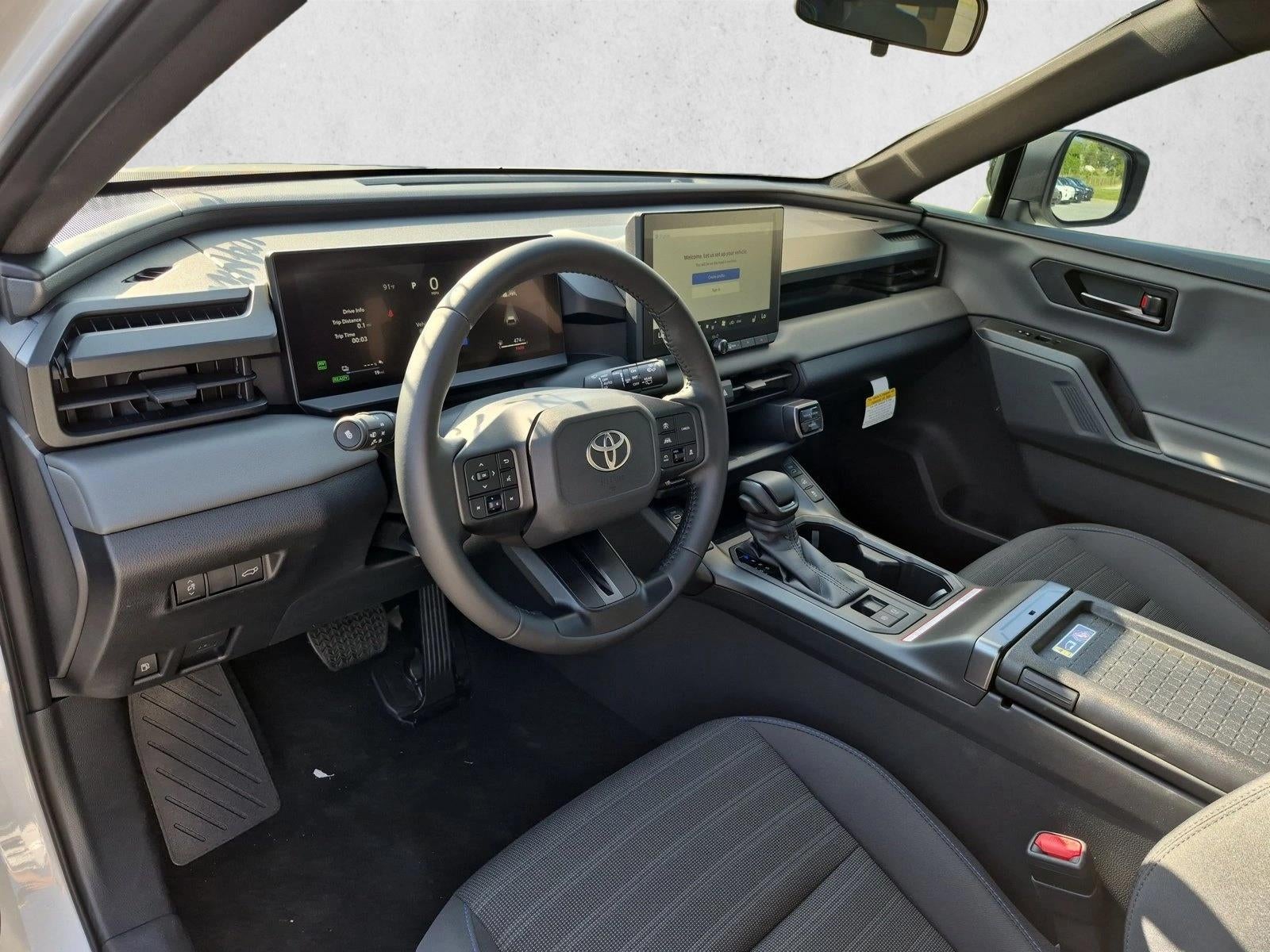 2026 Toyota RAV4 Plug-In Hybrid SE (Natl)