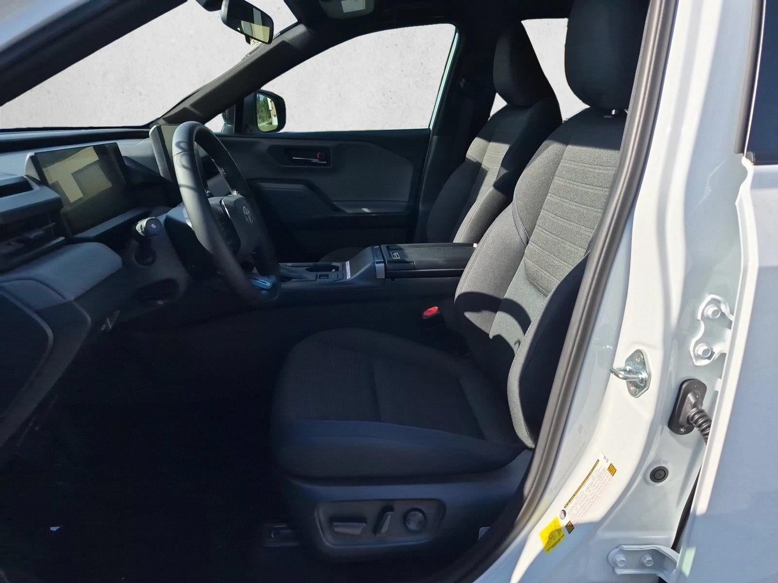 2026 Toyota RAV4 Plug-In Hybrid SE (Natl)
