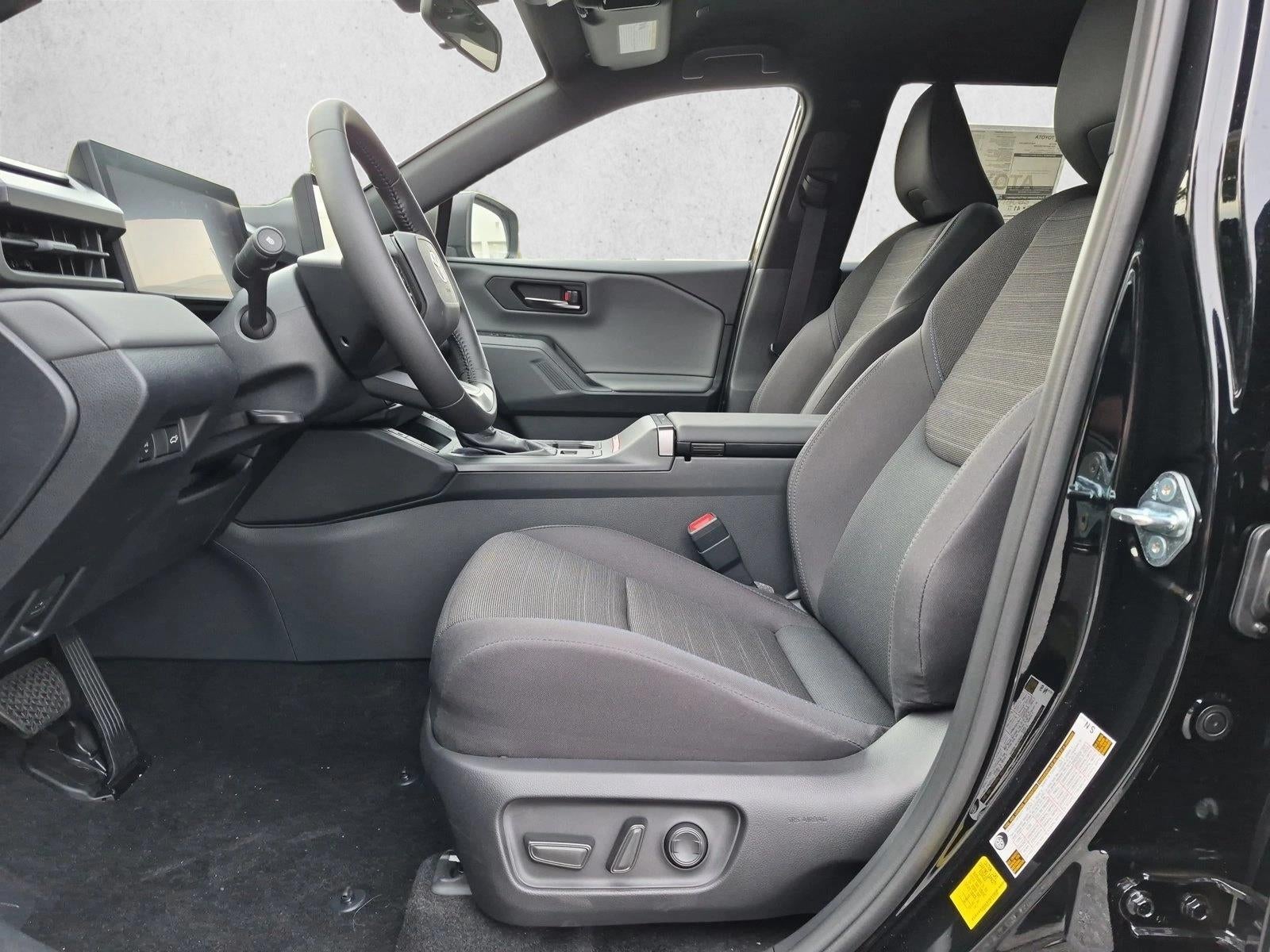 2026 Toyota RAV4 Plug-In Hybrid SE (Natl)