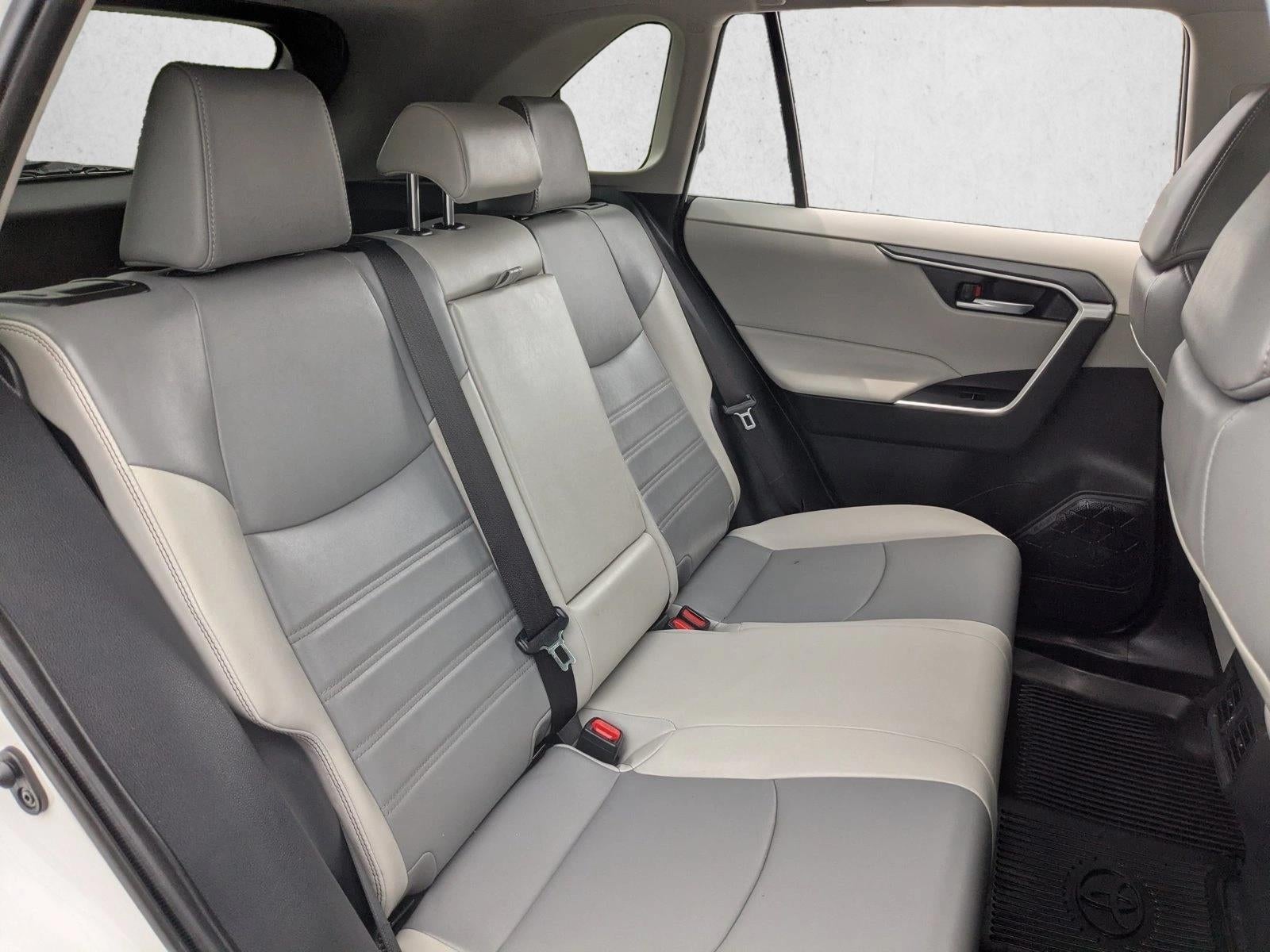 2020 Toyota RAV4 XLE Premium AWD (Natl)