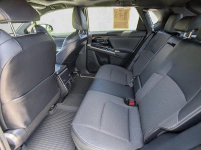 2025 Toyota bZ4X XLE FWD (Natl)