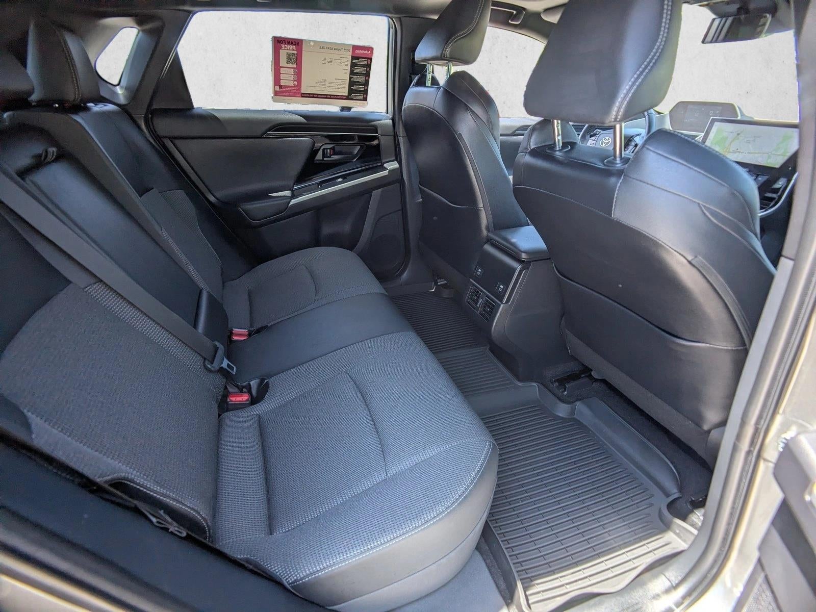 2025 Toyota bZ4X XLE FWD (Natl)