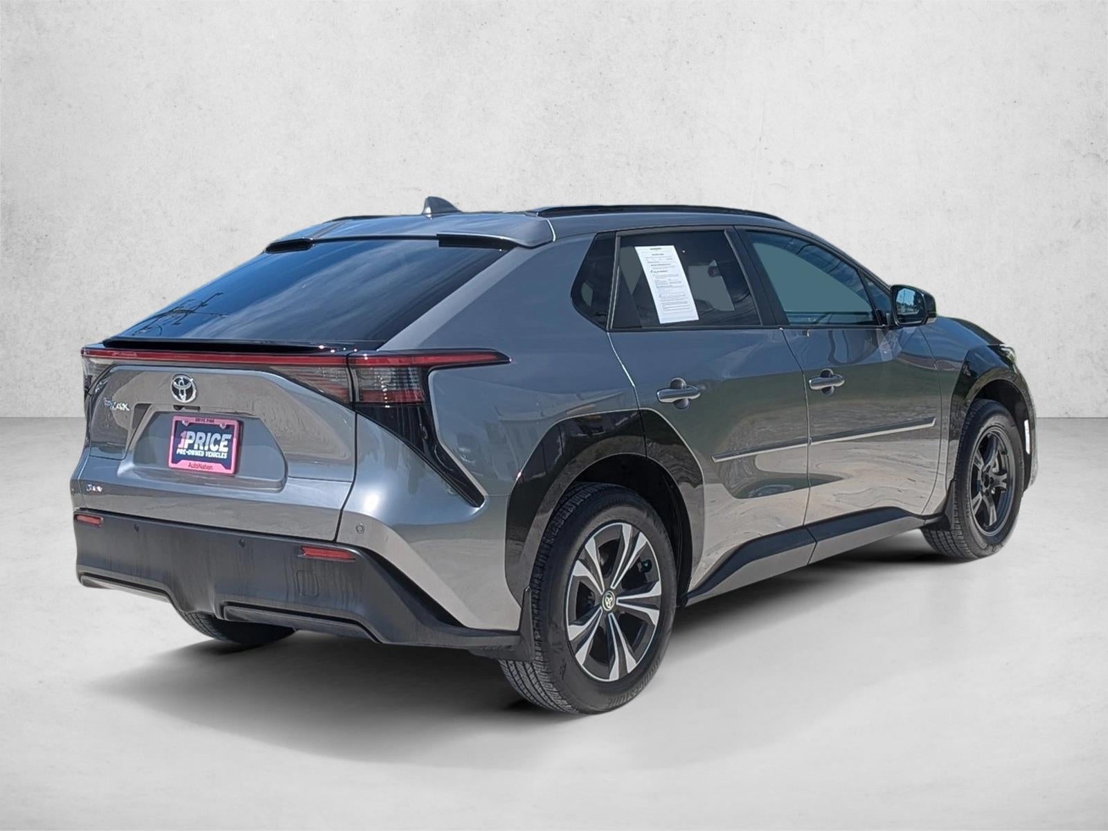 2025 Toyota bZ4X XLE FWD (Natl)