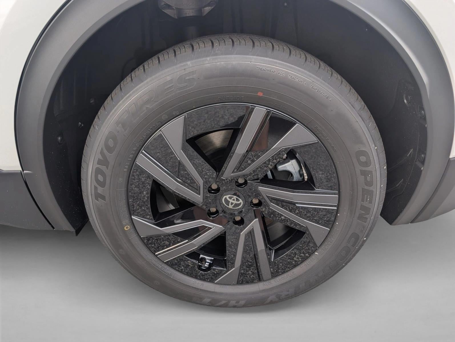 2026 Toyota C-HR SE AWD (Natl)
