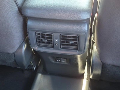 2025 Toyota RAV4 Plug-In Hybrid SE (Natl)