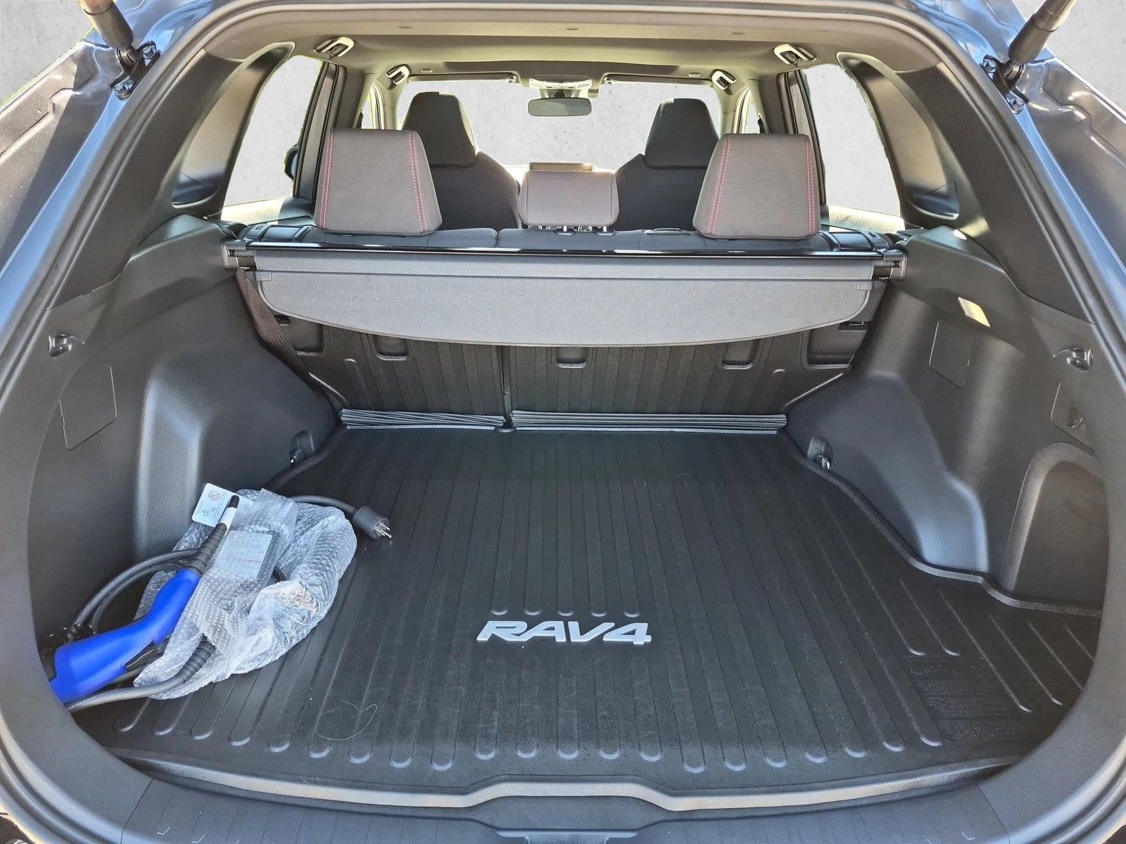 2025 Toyota RAV4 Plug-In Hybrid SE (Natl)