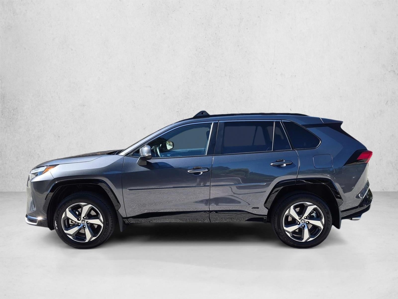 2025 Toyota RAV4 Plug-In Hybrid SE (Natl)