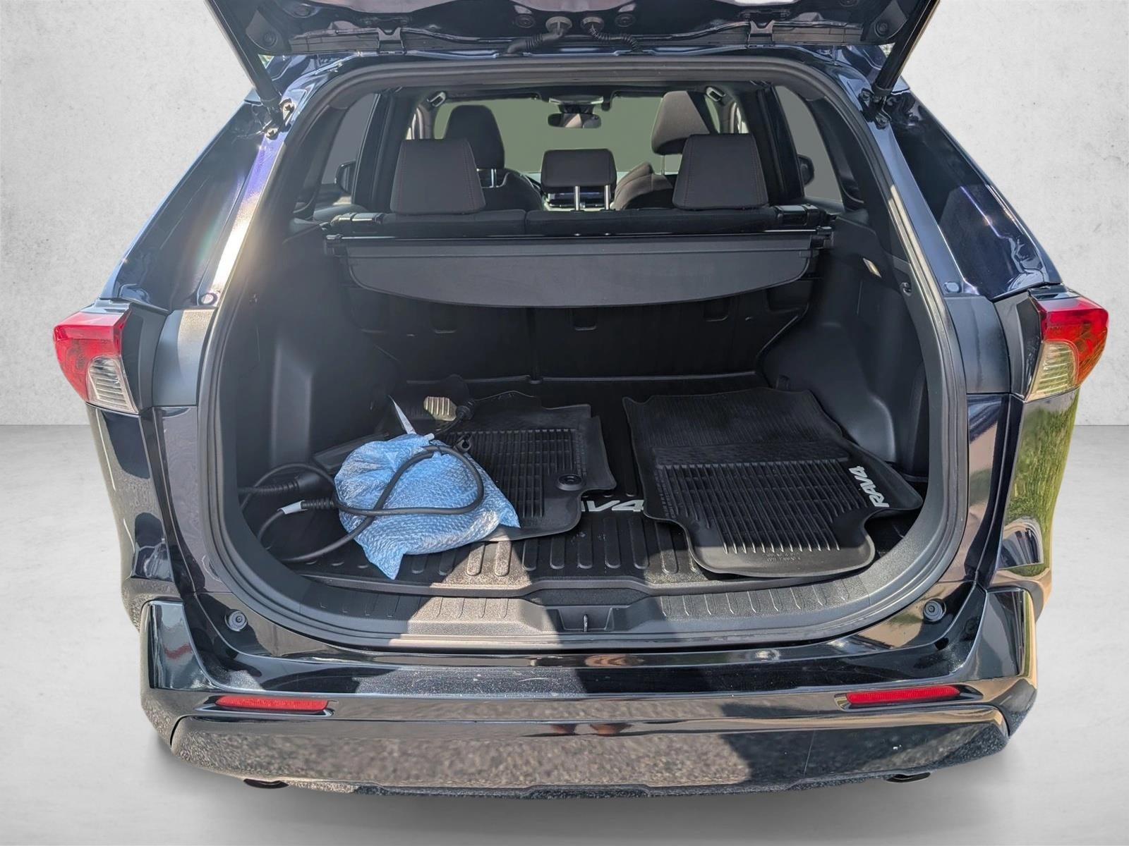 2023 Toyota RAV4 Prime SE (Natl)