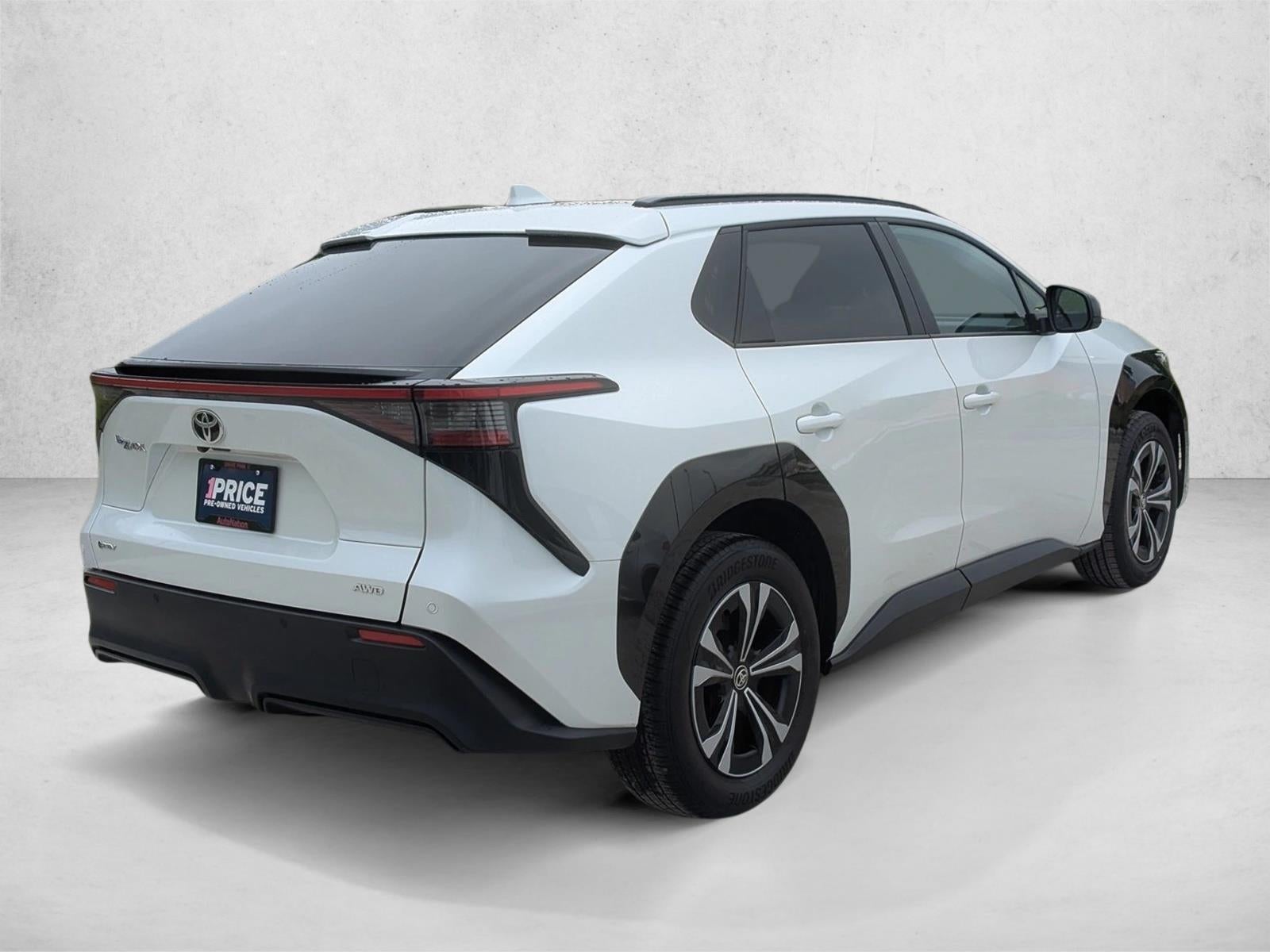 2024 Toyota bZ4X XLE AWD (Natl)