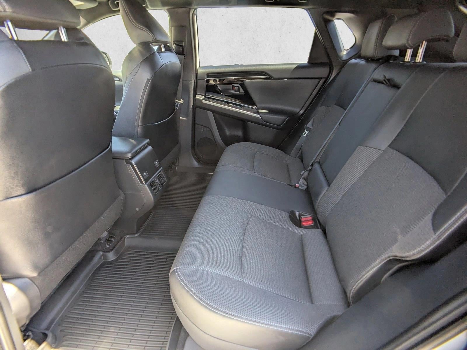 2024 Toyota bZ4X XLE AWD (Natl)