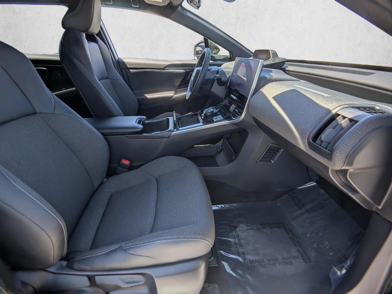 2024 Toyota bZ4X XLE AWD (Natl)