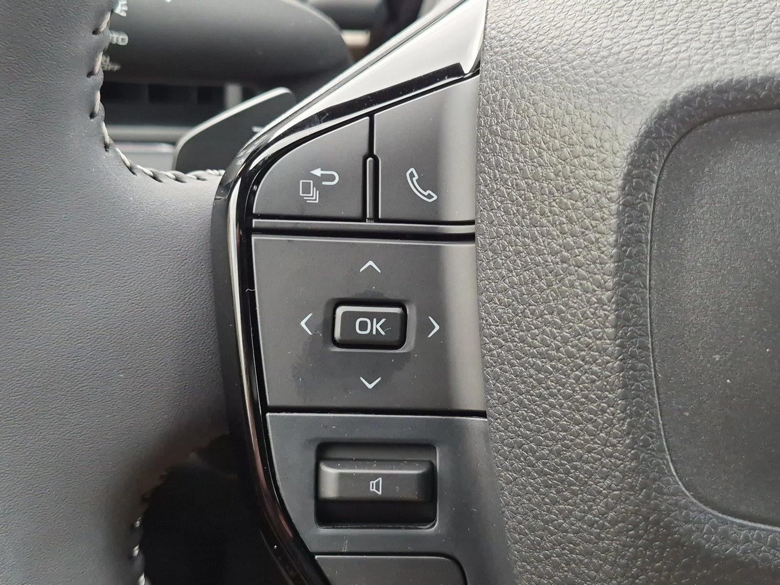 2026 Toyota bZ XLE AWD (Natl)
