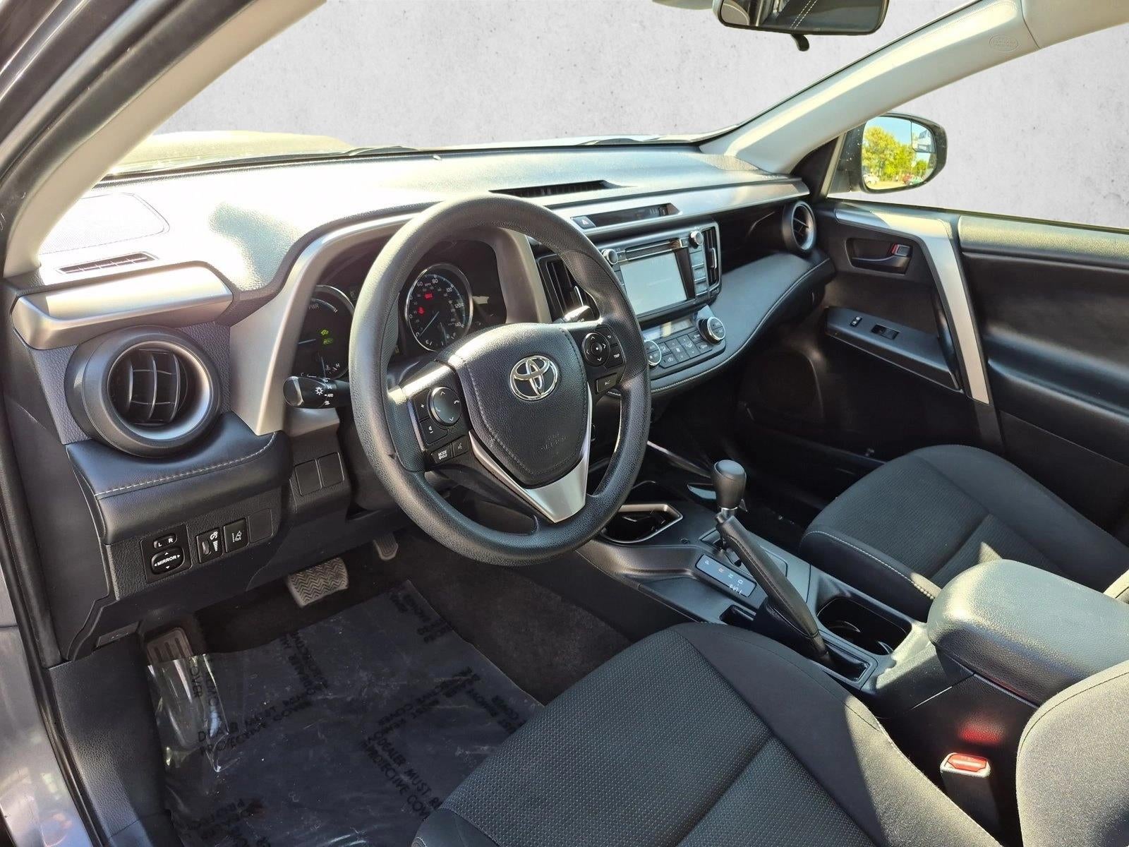 2018 Toyota RAV4 Hybrid LE AWD (Natl)