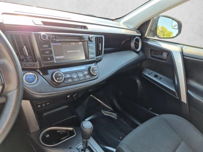 2018 Toyota RAV4 Hybrid LE AWD (Natl)