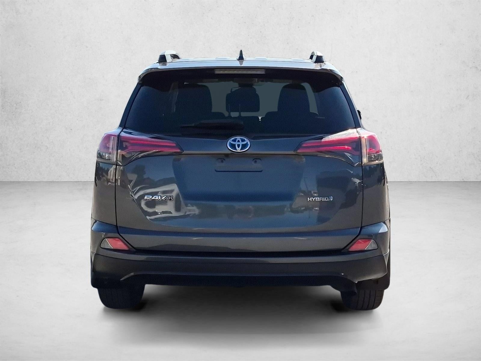 2018 Toyota RAV4 Hybrid LE AWD (Natl)