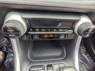 2025 Toyota RAV4 Hybrid XLE AWD (Natl)