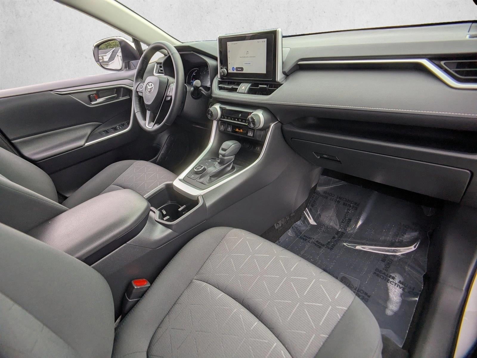2025 Toyota RAV4 Hybrid XLE AWD (Natl)