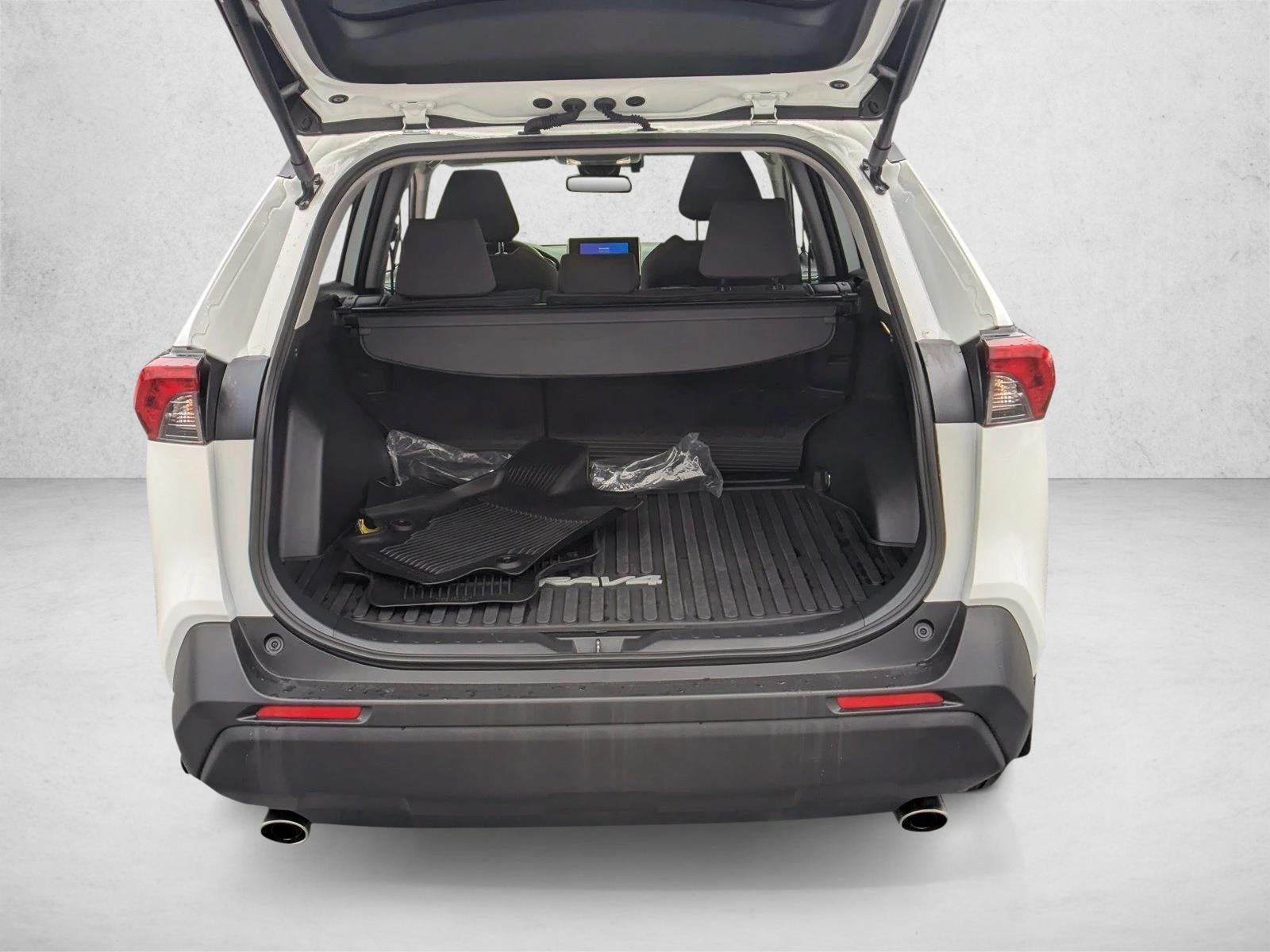 2025 Toyota RAV4 Hybrid XLE AWD (Natl)