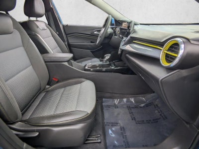 2025 Chevrolet Trax FWD 4dr LT