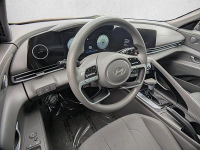 2024 Hyundai ELANTRA SEL IVT