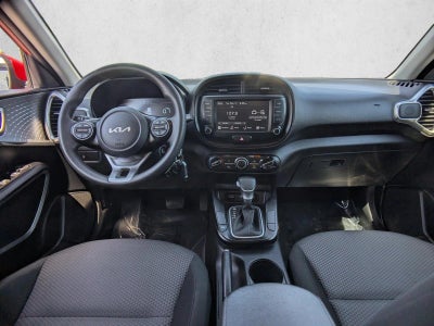 2024 Kia Soul LX IVT