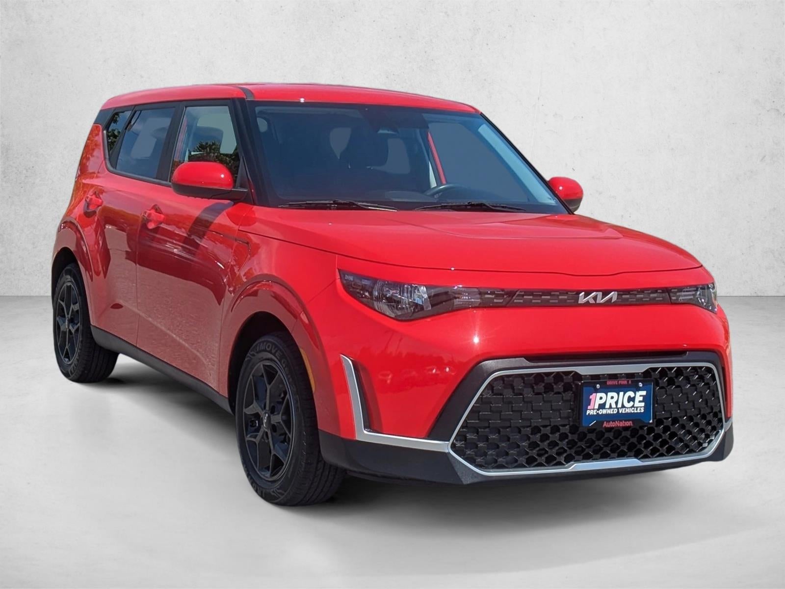 2024 Kia Soul LX IVT