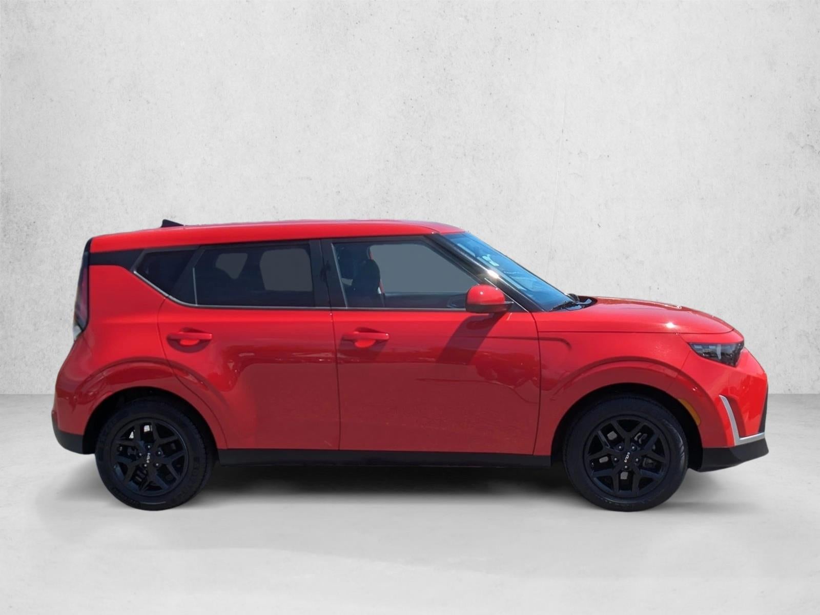 2024 Kia Soul LX IVT