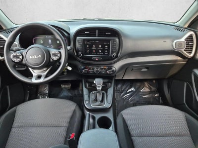 2023 Kia Soul LX IVT