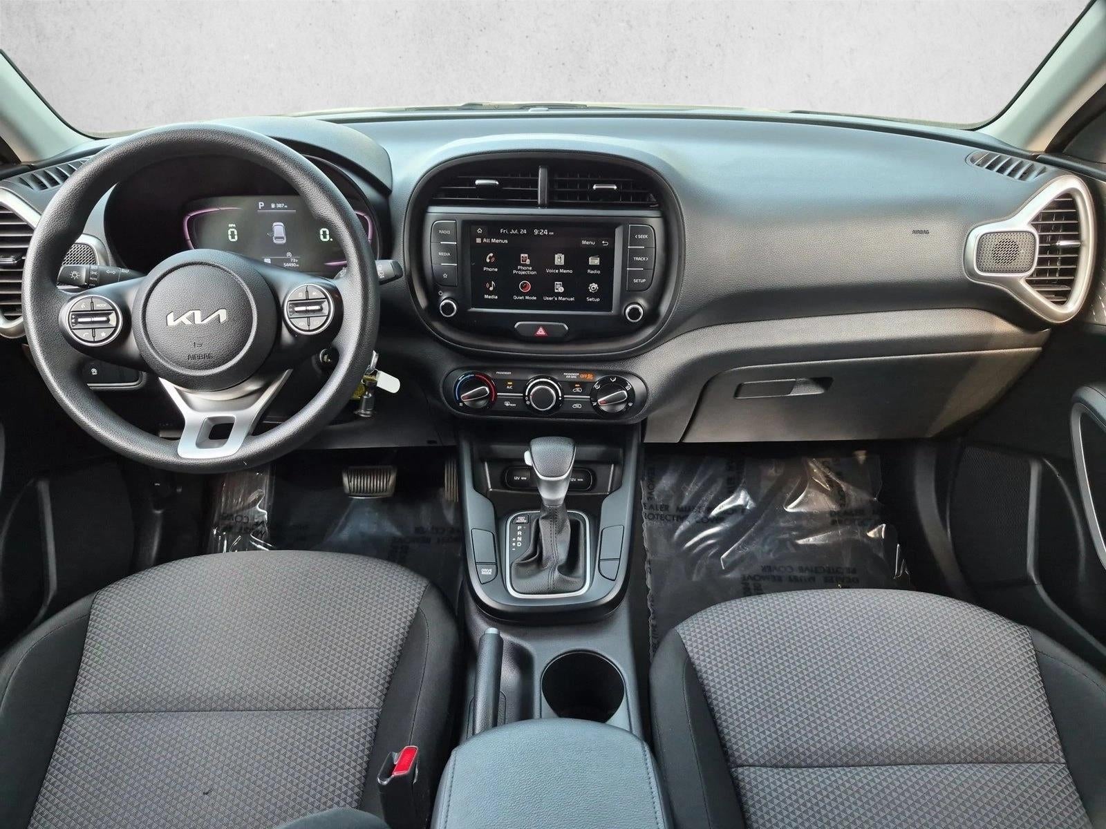 2023 Kia Soul LX IVT