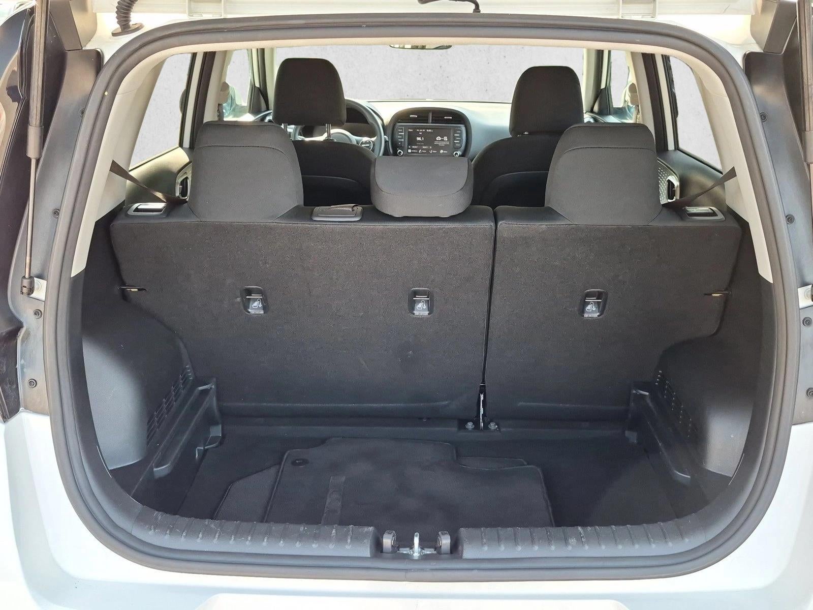 2023 Kia Soul LX IVT